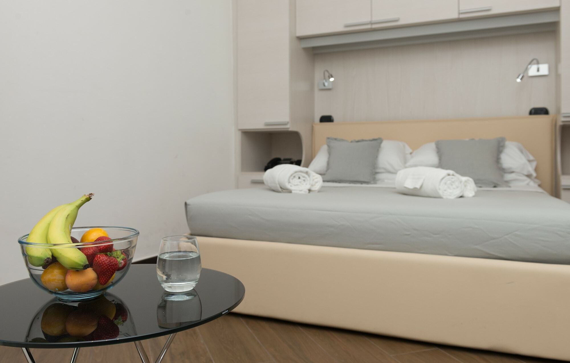 Hotel Andenis Luxury House Roma Esterno foto